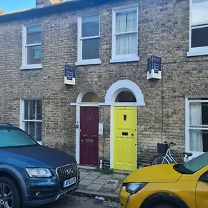 https://pass-the-keys-modern-and-spacious-terrace-in-central-cambridge.cambridgehotelsuk.com